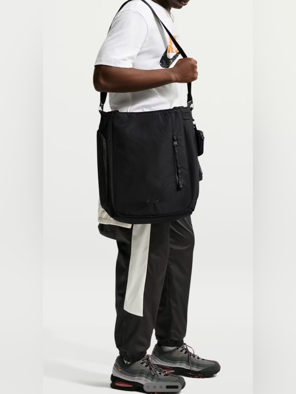 Gorgeous Nike Commute
Tote Bag (20L)